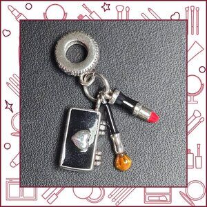 Makeup-Themed Charm Pendant With Palette,‎ Lipstick & Brush Design (NWOT)